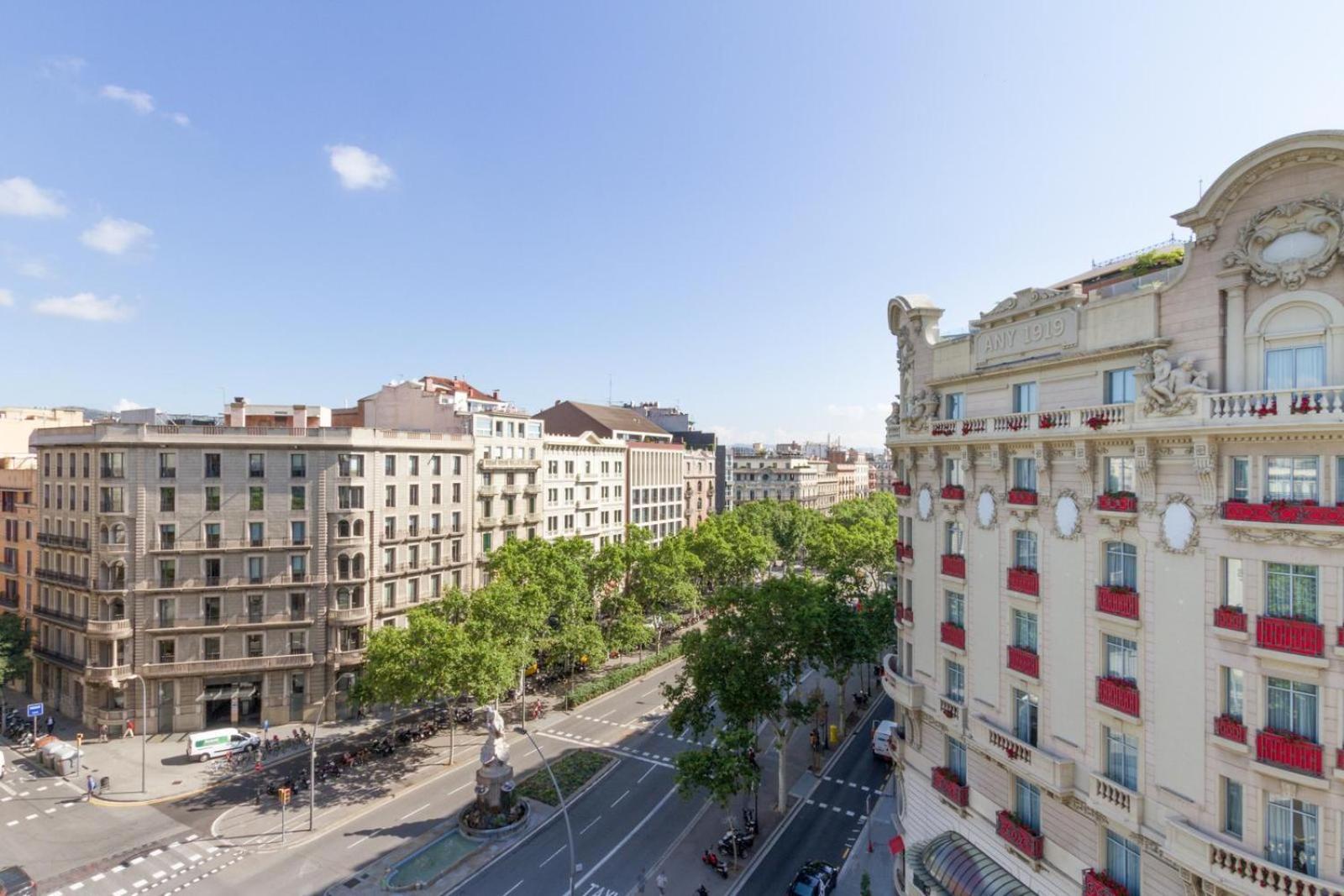 Fisa Rentals Gran Via Apartments Barcelona Exteriör bild
