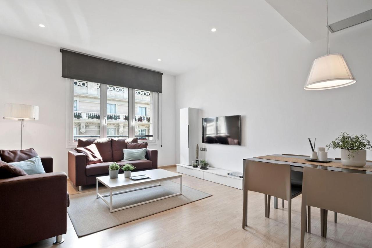 Fisa Rentals Gran Via Apartments Barcelona Exteriör bild